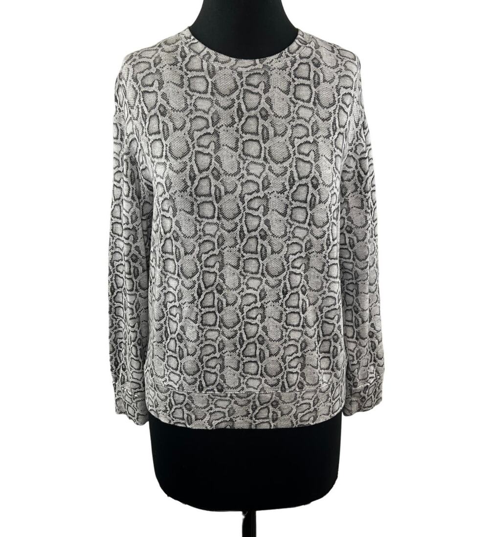 MONROW Gray Top Rayon Stretch Snake Skin Print Crew Neck Pullover Top S Small